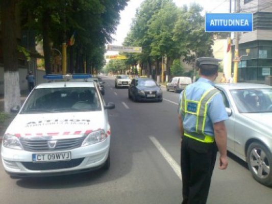 Război între taximetrişti şi poliţiştii locali din Constanţa - vezi la ce s-a putut ajunge!